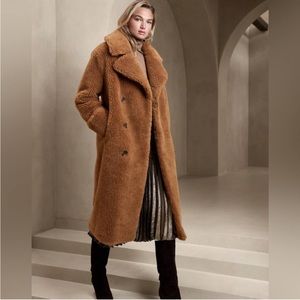 ***BRAND NEW WITH TAGS Banana Republic Full length Sherpa Officer Coat - Small
